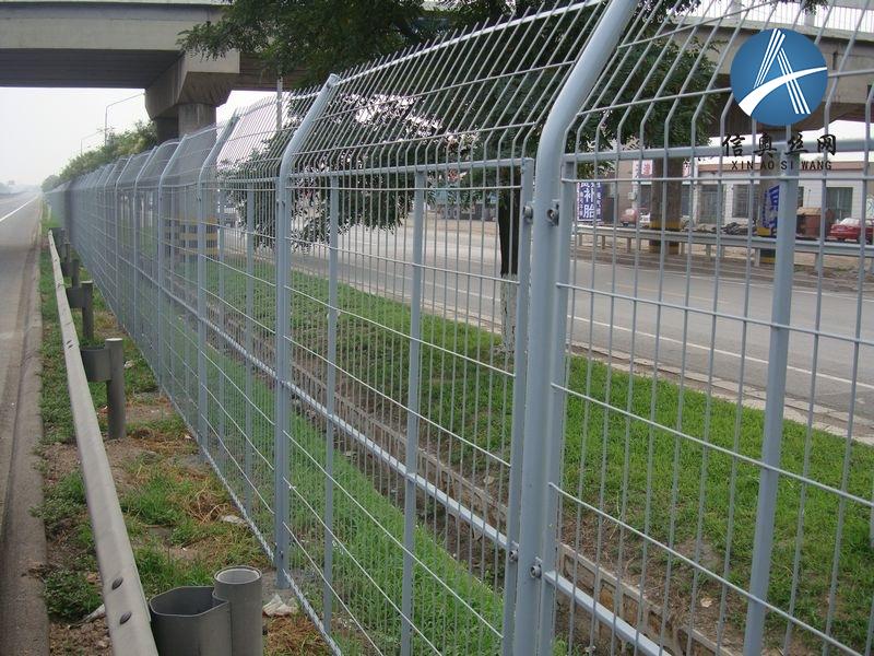 公路護(hù)欄網(wǎng)--01